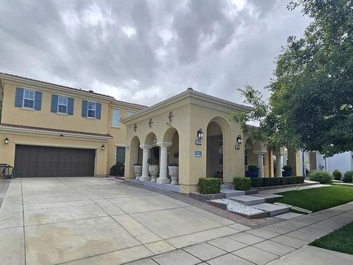 676 W Jardin Ter, Mountain House, CA, 95391-1320 | Card Image