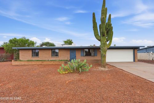 7762 N John Hancock Ave, Tucson, AZ, 85741-1555 | Card Image