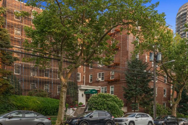 APT-2F - 8400 Boulevard E, Home with 1 bedrooms, 1 bathrooms and null parking in North Bergen NJ | Image 22