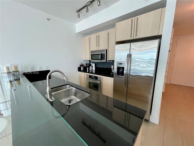 3716-N - 1111 Sw 1 St Ave, Condo with 2 bedrooms, 2 bathrooms and null parking in Miami FL | Image 13