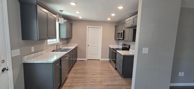 1345 Higginbotham Rd, House other with 3 bedrooms, 2 bathrooms and null parking in McMinnville TN | Image 5