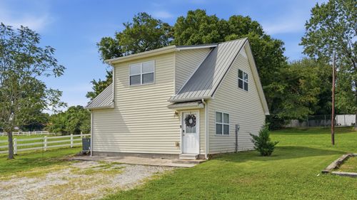 525 Sharp Springs Rd, Winchester, TN, 37398-1451 | Card Image