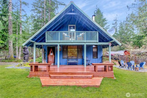 101 Mountain View Dr N, Ashford, WA, 98304-9701 | Card Image
