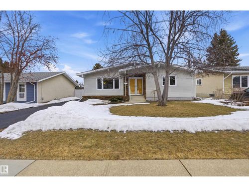 24 Penguin Cres, Sherwood Park, AB, T8A3H4 | Card Image