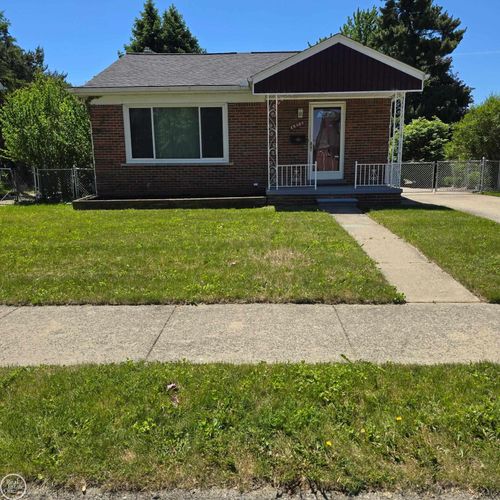 16084 Hauss Ave, Eastpointe, MI, 48021-1123 | Card Image