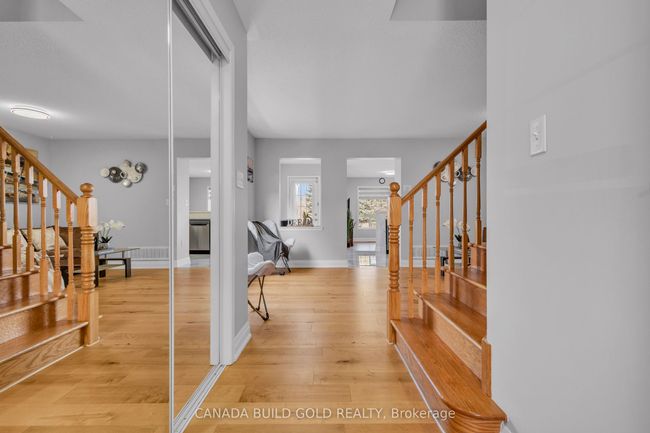 53 Bottomwood St, House attached with 3 bedrooms, 3 bathrooms and 3 parking in Brampton ON | Image 6