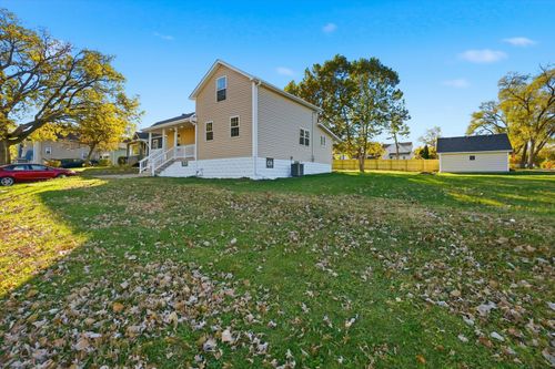 1313 Elizabeth St, Joliet, IL, 60435-2622 | Card Image