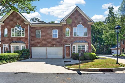 8000 Lexington Dr, Roswell, GA, 30075-5870 | Card Image