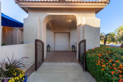 25030 S Angora Court, House other with 2 bedrooms, 2 bathrooms and null parking in Sun Lakes AZ | Image 2