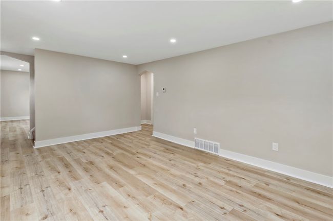 779 Bower Hill Rd, House other with 3 bedrooms, 2 bathrooms and null parking in Bridgeville PA | Image 9