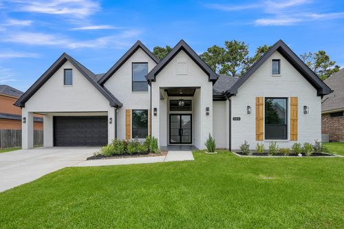 143 Bent Tree Ln, Montgomery, TX, 77356-8230 | Card Image