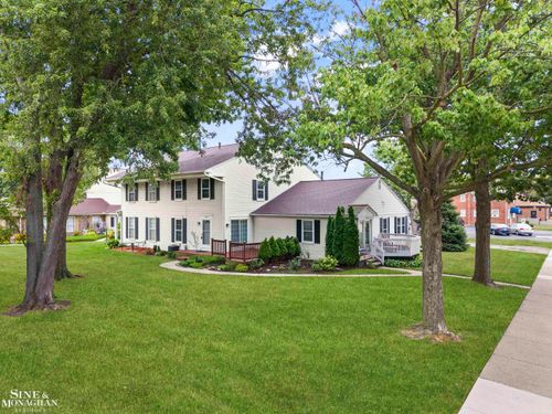 22625 Martin Rd, Saint Clair Shores, MI, 48081-2590 | Card Image