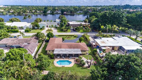 7315 W Lake Dr, West Palm Beach, FL, 33406-6721 | Card Image