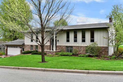 1614 Valley View Dr, Winona, MN, 55987-4852 | Card Image
