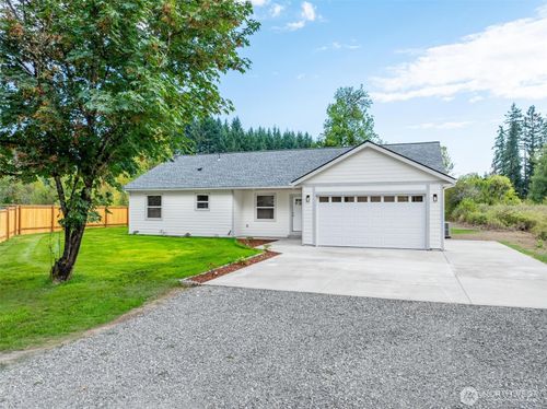 903 Byham Rd, Winlock, WA, 98596-9768 | Card Image