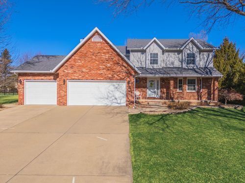 28 Candle Ridge Rd, Towanda, IL, 61776-7514 | Card Image