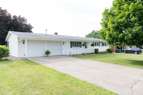 148 Highland Dr, New Lexington, OH, 43764-1418 | Card Image