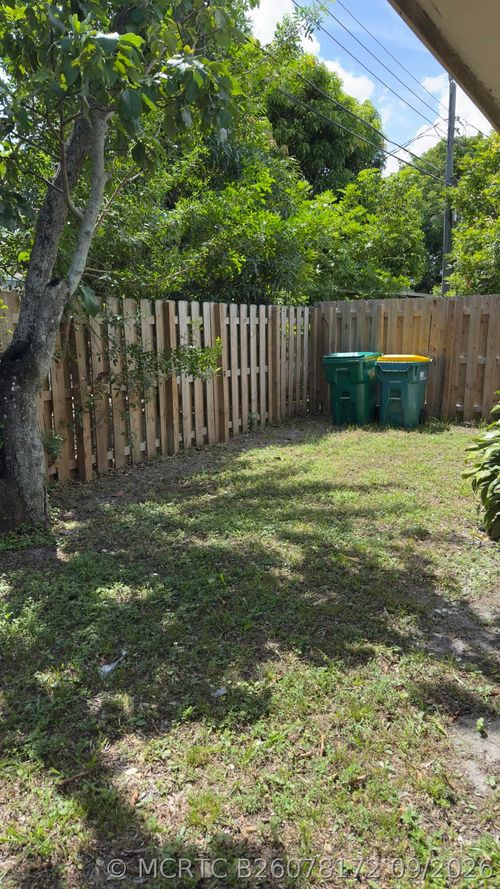 5630 Nw 15th St, Lauderhill, FL, 33313-5561 | Card Image