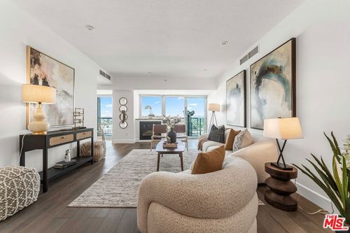 1904-13600 Marina Pointe Dr, Marina del Rey, CA, 90292-9297 | Card Image