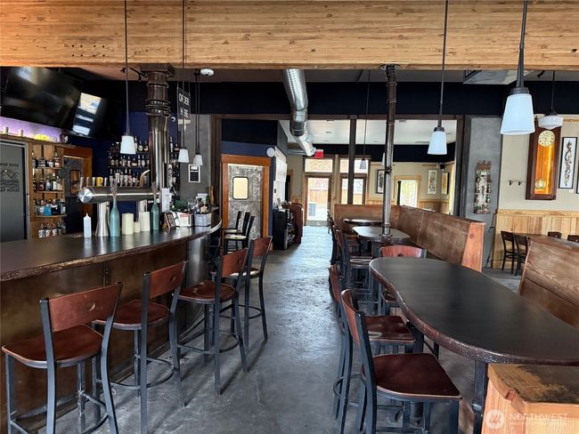 Bar area seating | Image 8