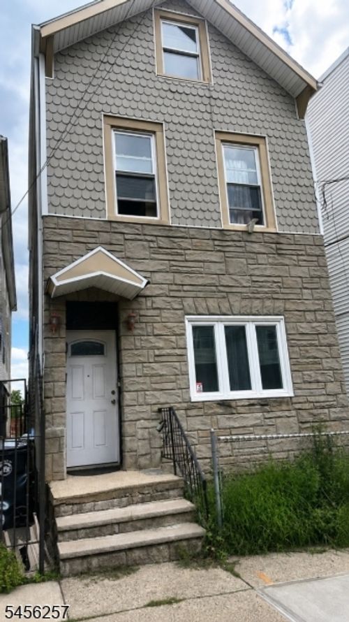 1-284 Hunterdon St, Newark, NJ, 07103-2628 | Card Image