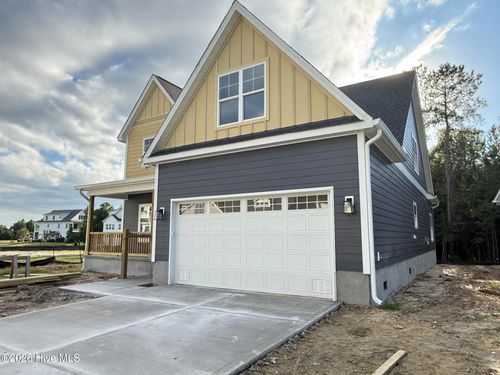 808 Sweetgrass St, Holly Ridge, NC, 28445-6017 | Card Image