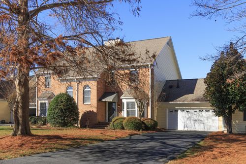 1006 Southbridge Ln, Chattanooga, TN, 37405-4258 | Card Image