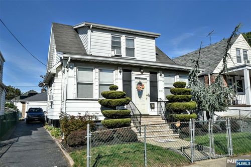 358 E 25th St, Paterson, NJ, 07514-2305 | Card Image
