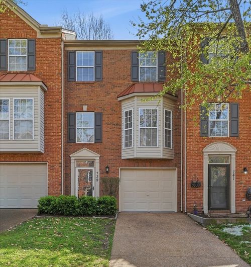 739 Huffine Manor Cir, Franklin, TN, 37067 | Card Image