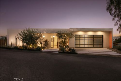 4671 Bedel St, Woodland Hills, CA, 91364 | Card Image