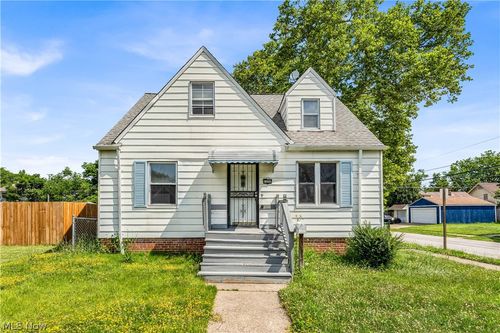 13702 Wainstead Ave, Cleveland, OH, 44111-4958 | Card Image