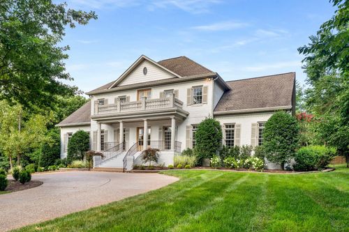 1115 Wilson Pike, Brentwood, TN, 37027-6736 | Card Image