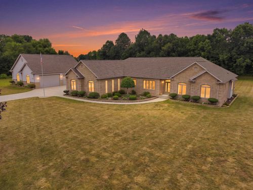 6100 Sunnys Way, Imlay City, MI, 48444-9699 | Card Image