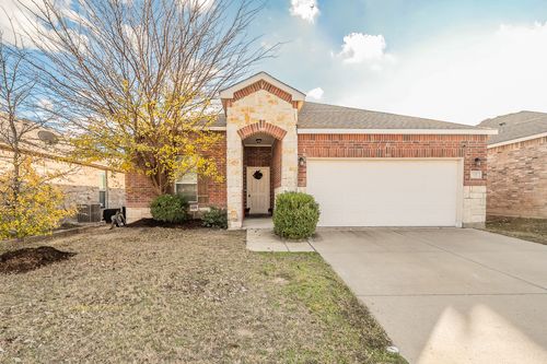 321 Mariscal Pl, Fort Worth, TX, 76131-2538 | Card Image