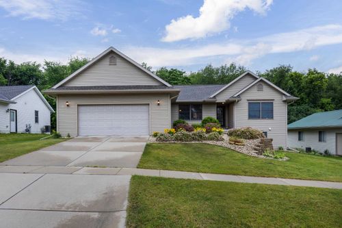 742 Hemphill Ave, Edgerton, WI, 53534-1220 | Card Image