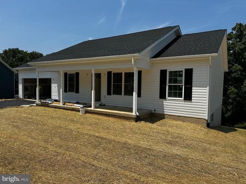 296 Europa Way, MARTINSBURG, WV, 25405-1452 | Card Image