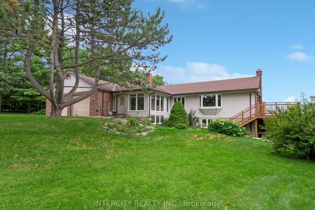 2 - 2197 Concession Rd 2, House other with 2 bedrooms, 3 bathrooms and 10 parking in Palgrave ON | Image 4