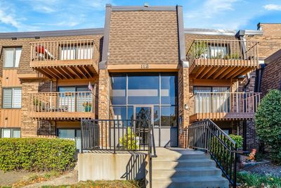 2C - 112 Mullingar Court, Condo with 1 bedrooms, 1 bathrooms and 1 parking in Schaumburg IL | Image 1