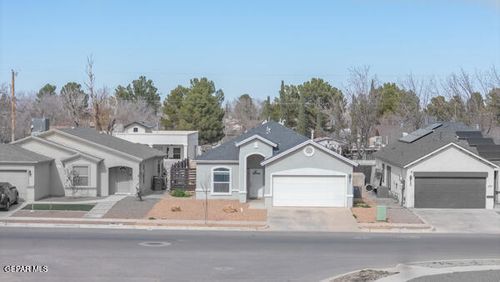 401 Plateau Dr, Socorro, TX, 79927-3567 | Card Image