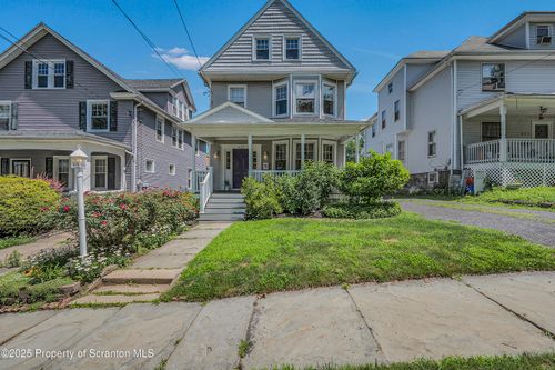 823 Woodlawn St, Scranton, PA, 18509-1412 | Card Image