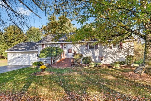 3278 Gracie Rd, Cortland, NY, 13045-9370 | Card Image