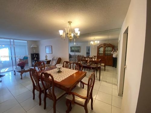 240-2999 Nw 48th Ave, Lauderdale Lakes, FL, 33313 | Card Image