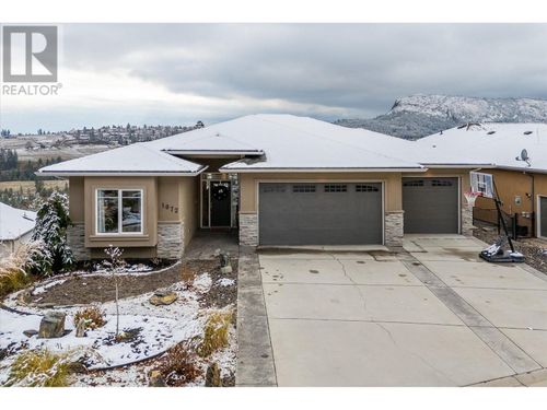 1072 Aurora Hts, West Kelowna, BC, V1Z4B2 | Card Image