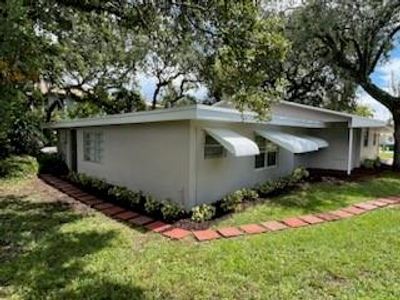 6137 Sw 35 St, Home with 0 bedrooms, 0 bathrooms and 2 parking in Miramar FL | Image 3