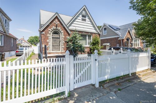 16923 144th Rd, Jamaica, NY, 11434-5929 | Card Image