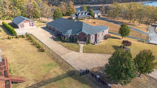 14600 S Mountain Rd, Lowell, AR, 72745-8625 | Card Image