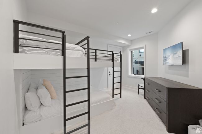 Bunk room downstairs | Image 40