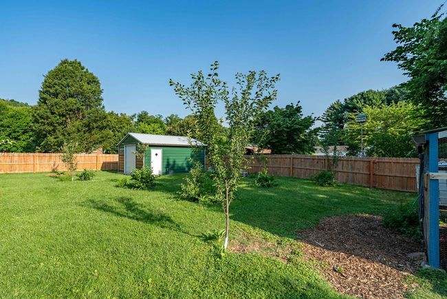 461 S Shady Ave, House other with 3 bedrooms, 3 bathrooms and null parking in Damascus VA | Image 36