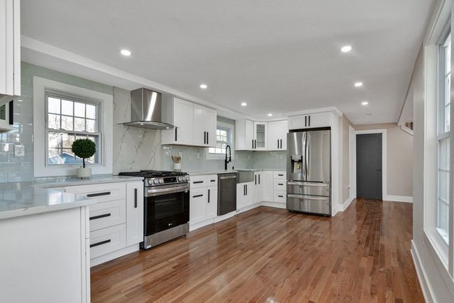 186 Elm St, House other with 4 bedrooms, 3 bathrooms and 8 parking in Andover MA | Image 32