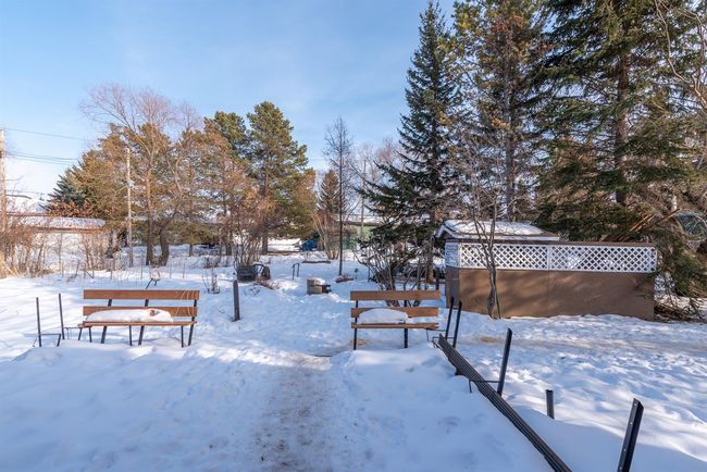 5815 Parkview Dr, House detached with 2 bedrooms, 2 bathrooms and 5 parking in Vermilion AB | Image 23